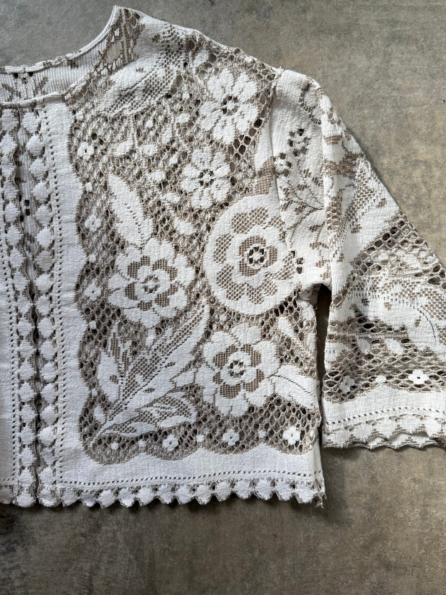 Signature 3/4 Sleeve Floral Cardigan